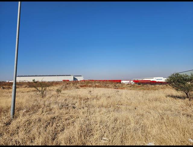 M² INDUSTRIAL YARD FOR SALE IN MAGNA VIA INDUSTRIAL